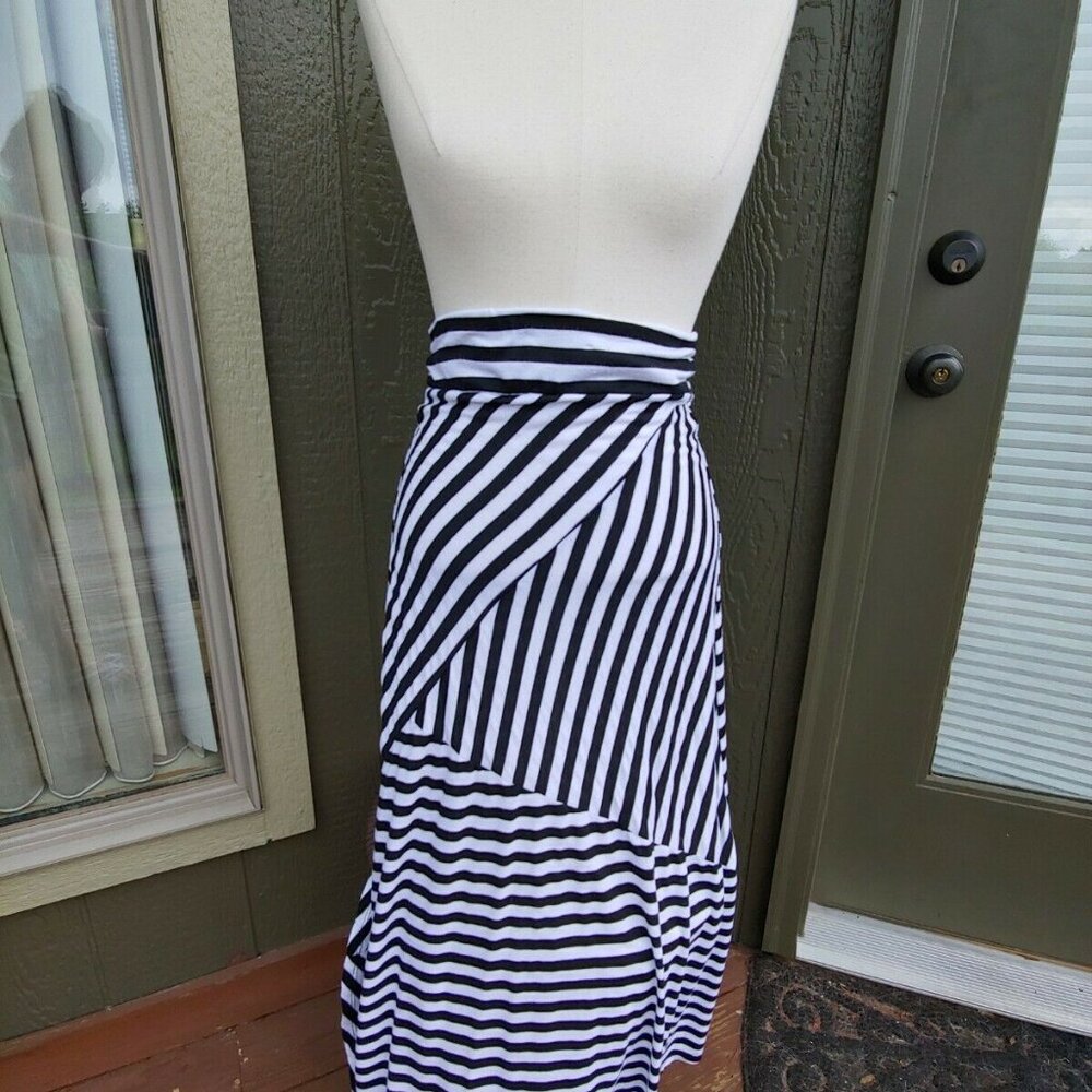Body C - Size XS Black White Striped Maxi Skirt